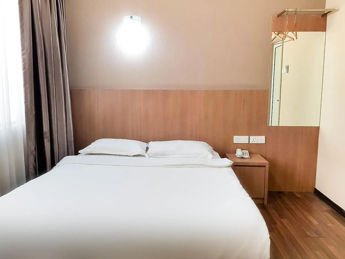 Baguss City Hotel Johor Bahru