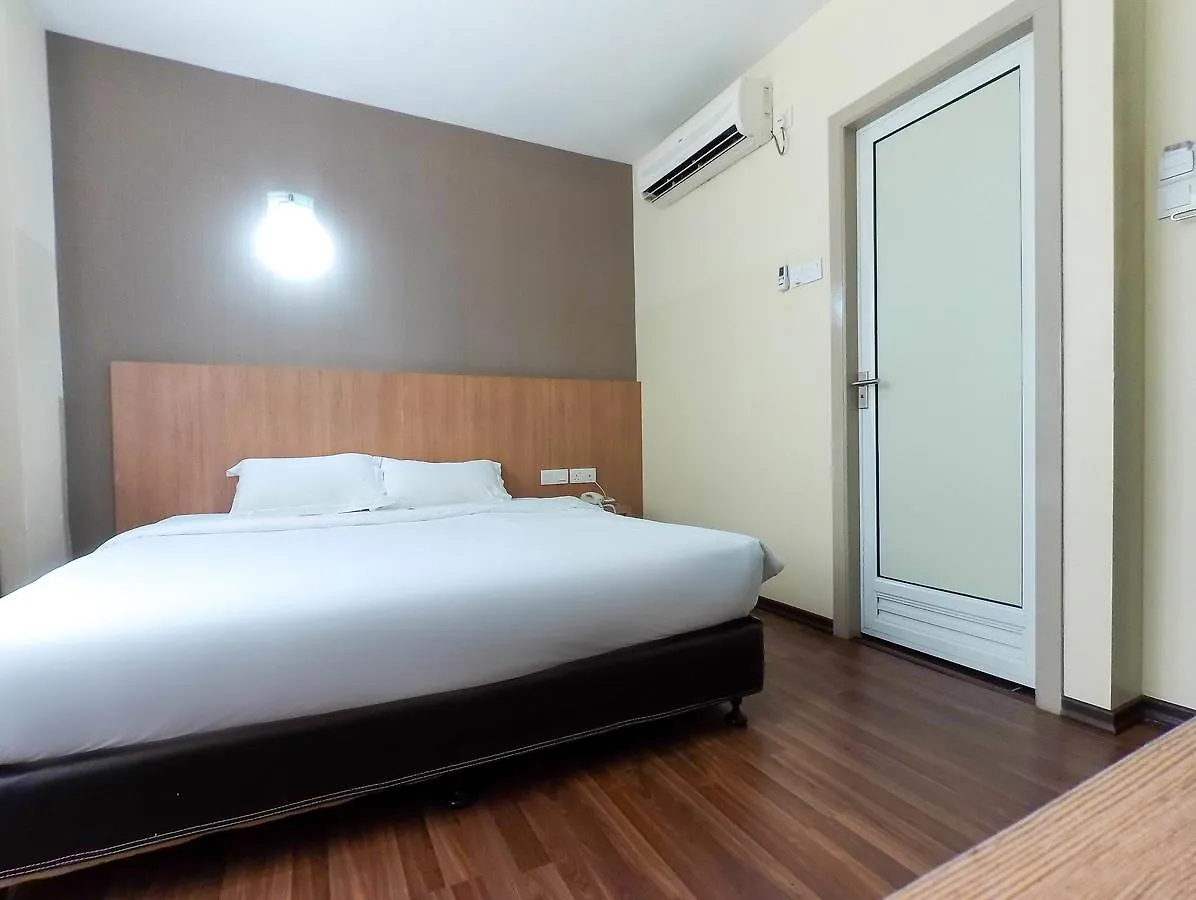 Baguss City Hotel Johor Bahru